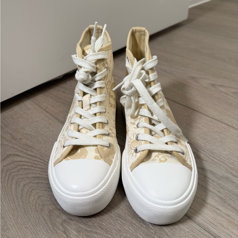 American Eagle Outfitters Cream High-Top Sneakers